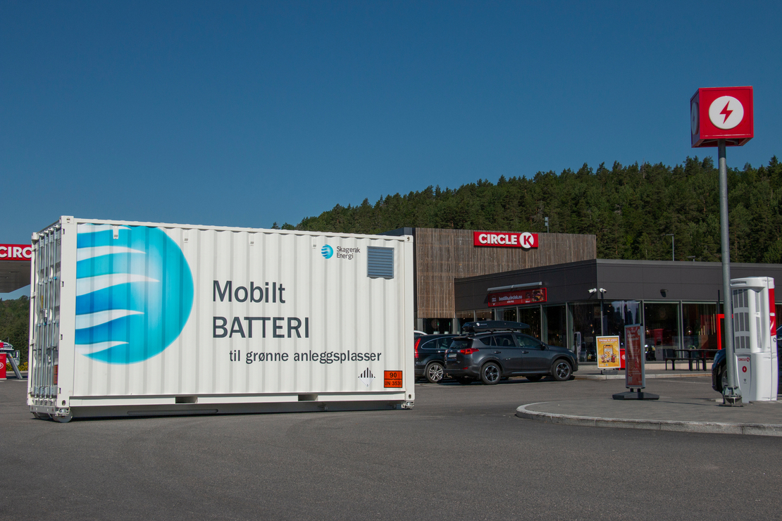 Mobilt batteri ved Cirkle K på Larønningen.